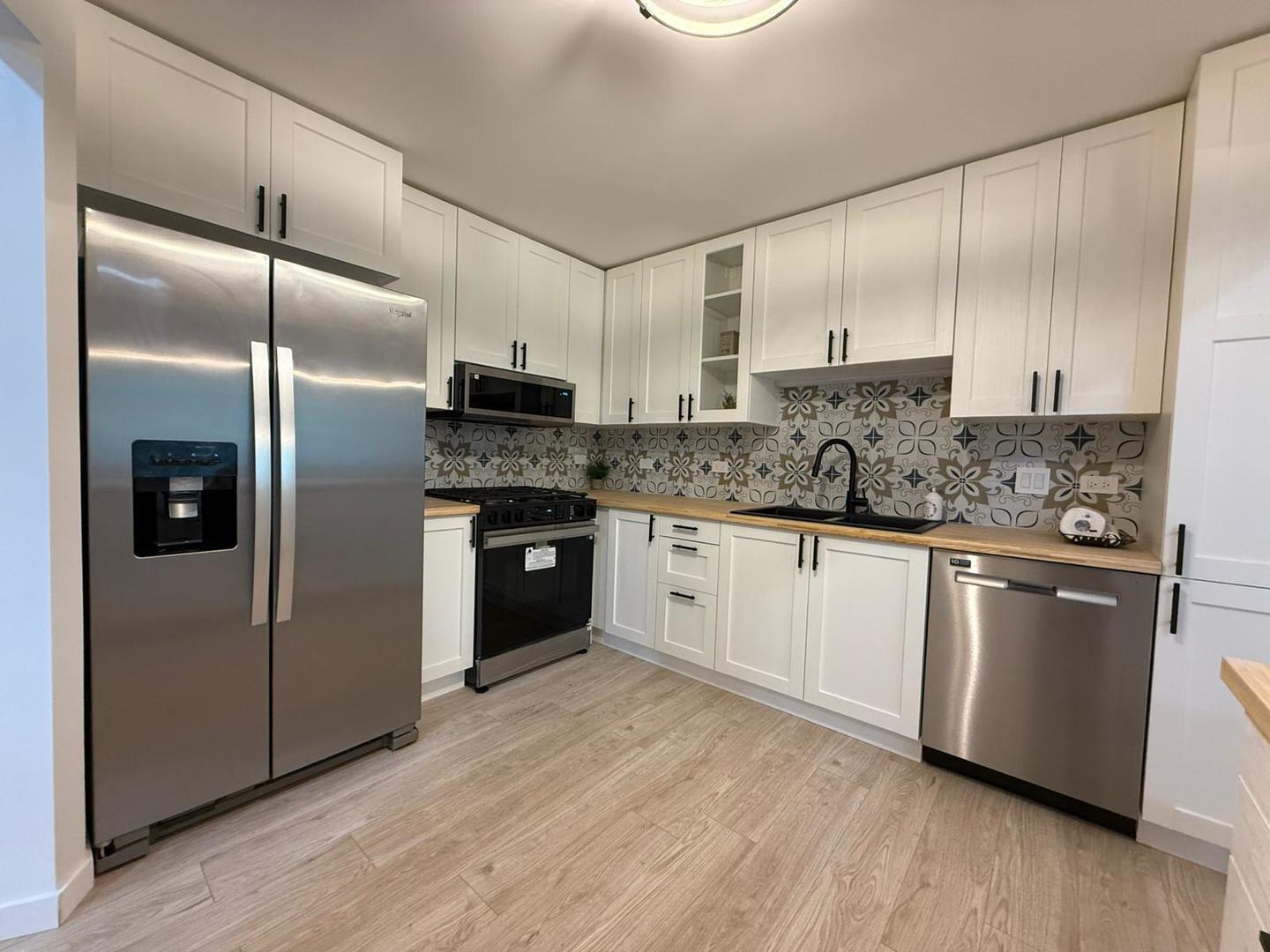 1602 Hadley Court D2