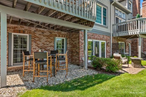 Tiny photo for 108 Waterside Place, Burr Ridge, IL 60527 (MLS # 12642069)