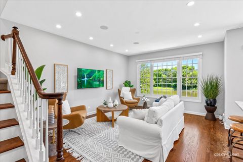 Tiny photo for 108 Waterside Place, Burr Ridge, IL 60527 (MLS # 12642069)