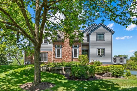 Photo of 108 Waterside Place, Burr Ridge, IL 60527 (MLS # 12642069)