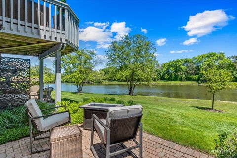 Tiny photo for 108 Waterside Place, Burr Ridge, IL 60527 (MLS # 12642069)