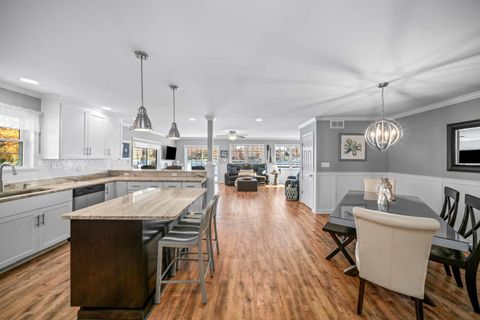 Tiny photo for 3 Holiday Drive, Lake Holiday, IL 60552 (MLS # 12532102)