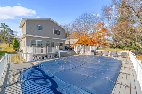 Tiny photo for 3 Holiday Drive, Lake Holiday, IL 60552 (MLS # 12532102)