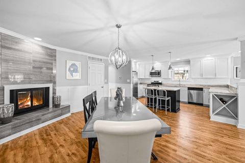 Tiny photo for 3 Holiday Drive, Lake Holiday, IL 60552 (MLS # 12532102)