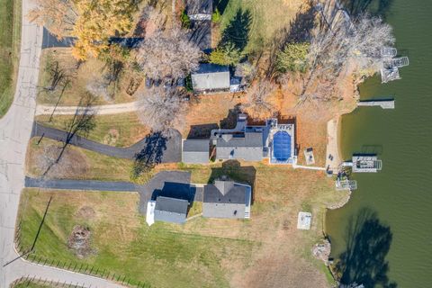 Tiny photo for 3 Holiday Drive, Lake Holiday, IL 60552 (MLS # 12532102)