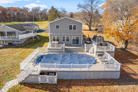 Tiny photo for 3 Holiday Drive, Lake Holiday, IL 60552 (MLS # 12532102)