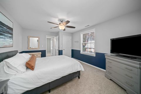 Tiny photo for 3 Holiday Drive, Lake Holiday, IL 60552 (MLS # 12532102)