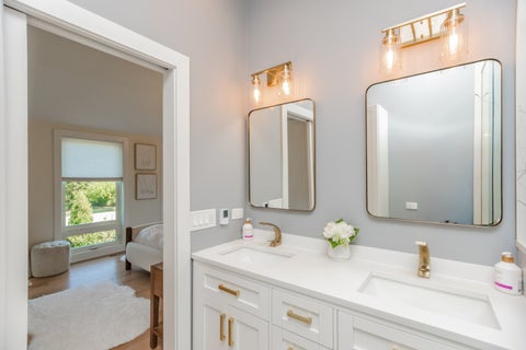 Tiny photo for 3849 Appian Way, Glenview, IL 60025 (MLS # 12471712)