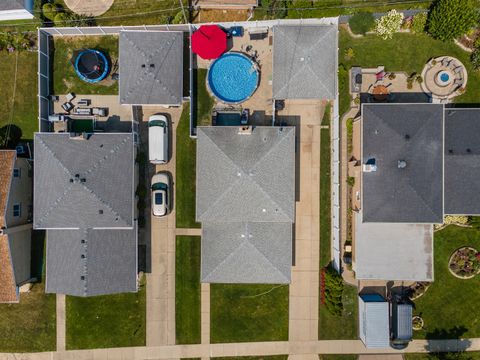 Tiny photo for 8426 W Betty Terrace, Niles, IL 60714 (MLS # 12514452)