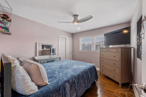 Tiny photo for 8426 W Betty Terrace, Niles, IL 60714 (MLS # 12514452)