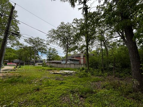 Tiny photo for 910 N Brainard Avenue, La Grange Park, IL 60526 (MLS # 12579267)