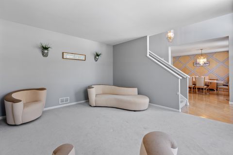 Tiny photo for 69 Telluride Court, Gilberts, IL 60136 (MLS # 12558987)