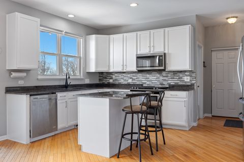 Tiny photo for 69 Telluride Court, Gilberts, IL 60136 (MLS # 12558987)