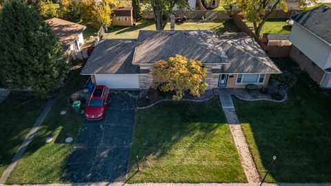 Tiny photo for 5543 W 83rd Street, Burbank, IL 60459 (MLS # 12522558)