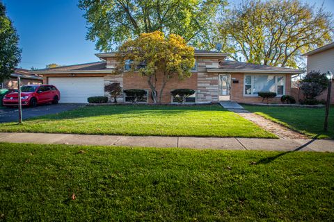 Tiny photo for 5543 W 83rd Street, Burbank, IL 60459 (MLS # 12522558)