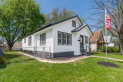 Tiny photo for 1410 25th Street, Rock Island, IL 61201 (MLS # 12624780)