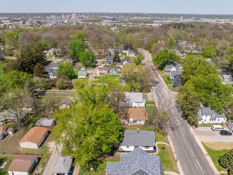 Tiny photo for 1410 25th Street, Rock Island, IL 61201 (MLS # 12624780)