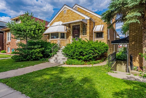 Photo of 4131 N Austin Avenue, Chicago, IL 60634 (MLS # 12631610)