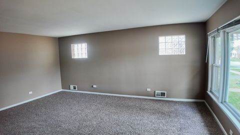 Tiny photo for 15501 Maryland Avenue, Dolton, IL 60419 (MLS # 12489842)