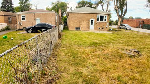 Tiny photo for 15501 Maryland Avenue, Dolton, IL 60419 (MLS # 12489842)