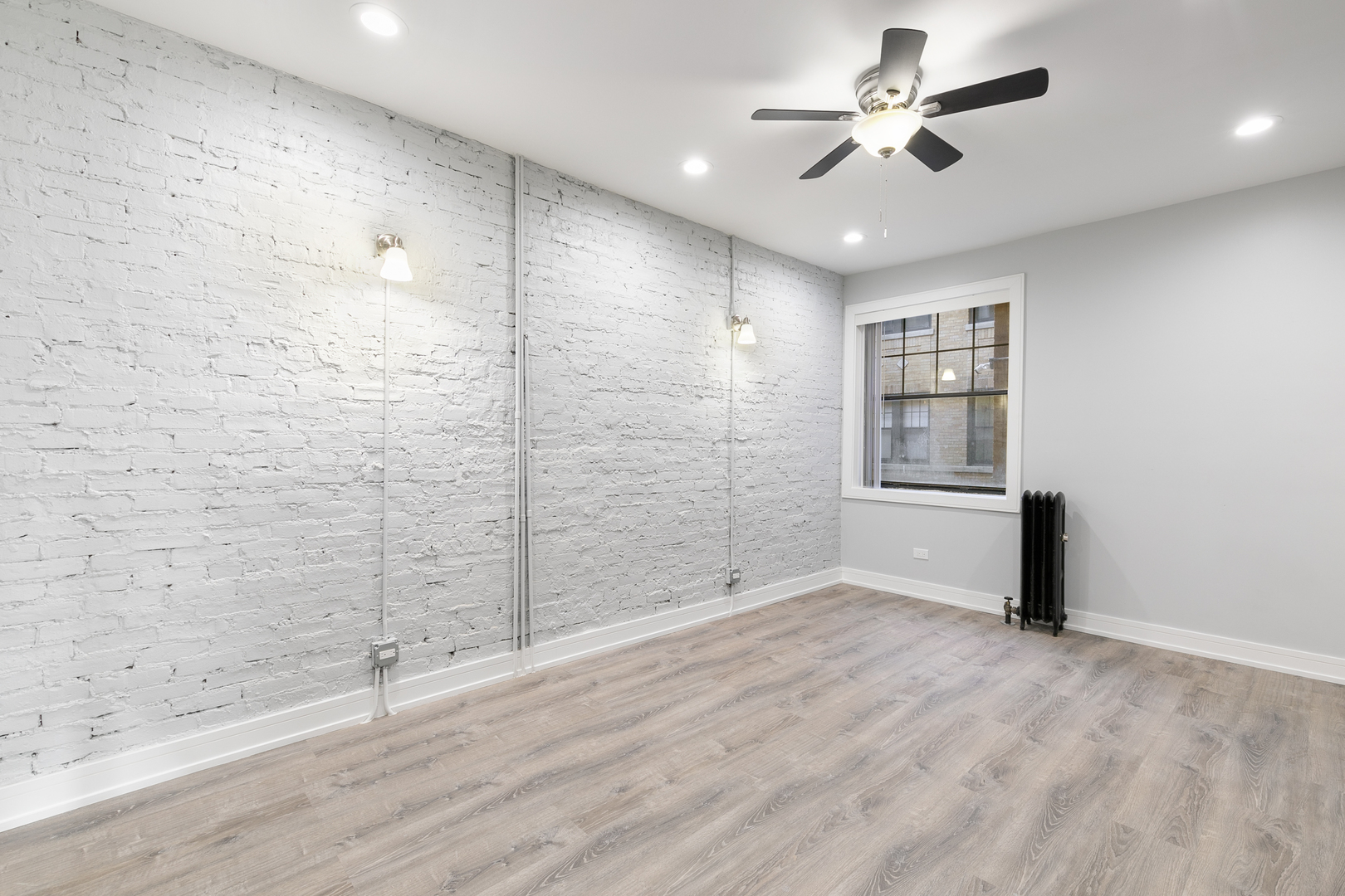 7622 N Eastlake Terrace 1D