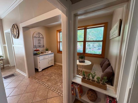 Tiny photo for 335 S 18th Street, Quincy, IL 62301 (MLS # 12748709)