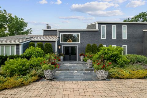 620 W Old Elm Road Lake Forest IL 60045