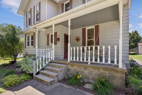 Tiny photo for 1208 7TH Street, Clinton, IA 52732 (MLS # 12685128)