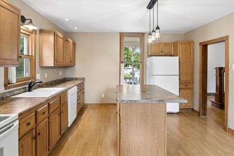Tiny photo for 1208 7TH Street, Clinton, IA 52732 (MLS # 12685128)