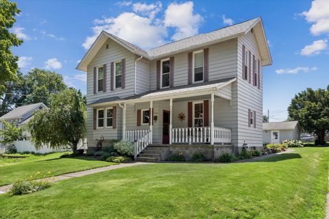 Tiny photo for 1208 7TH Street, Clinton, IA 52732 (MLS # 12685128)