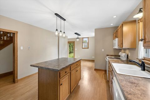Tiny photo for 1208 7TH Street, Clinton, IA 52732 (MLS # 12685128)