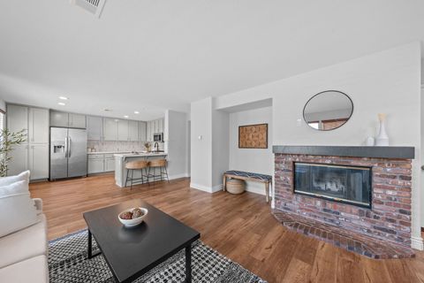 Tiny photo for 359 Franciscan Way, Oceanside, CA 92057 (MLS # 12675483)
