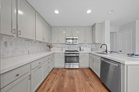 Tiny photo for 359 Franciscan Way, Oceanside, CA 92057 (MLS # 12675483)