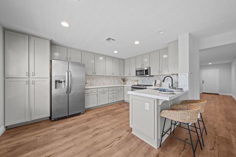 Tiny photo for 359 Franciscan Way, Oceanside, CA 92057 (MLS # 12675483)