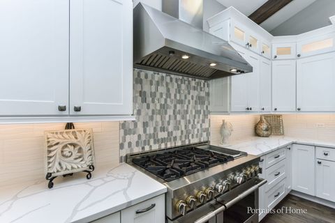 Tiny photo for Naperville, IL 60563 (MLS # 12509568)