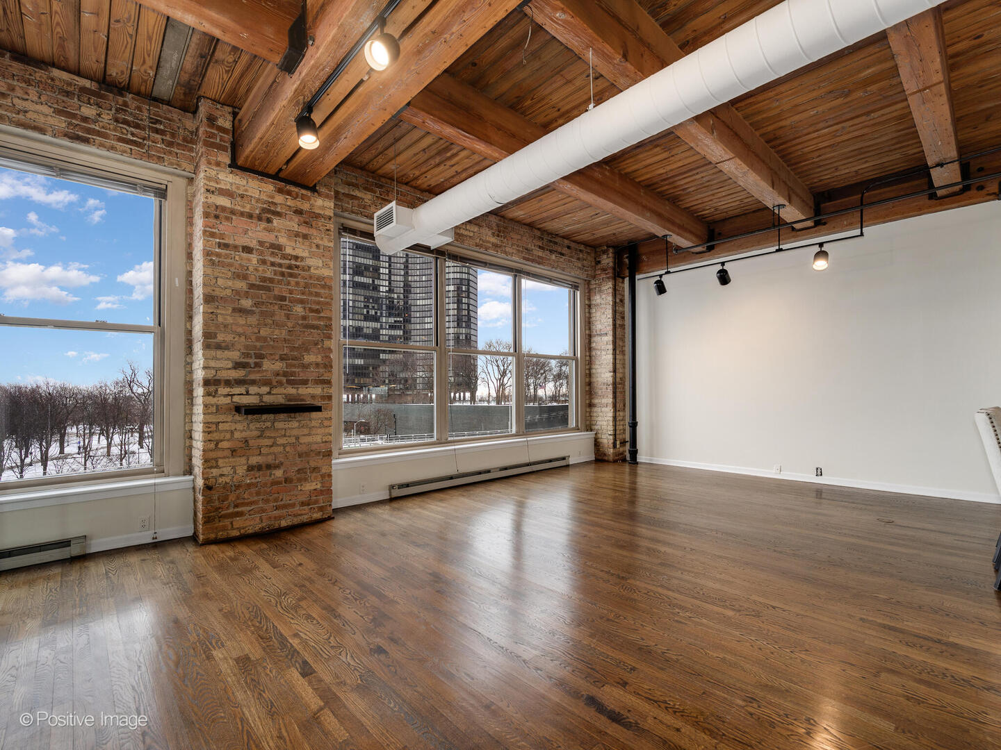 540 N Lake Shore Drive 421