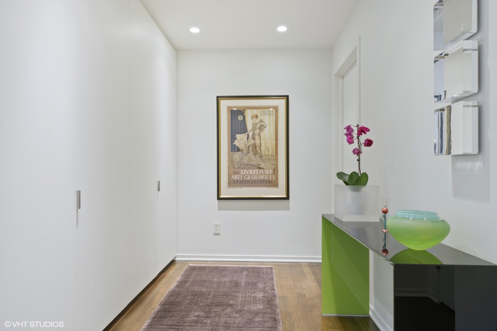 800 N Michigan Avenue 3502