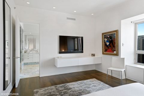 Tiny photo for 800 N Michigan Avenue #3502, Chicago, IL 60611 (MLS # 12446355)