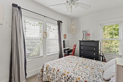 Tiny photo for 332 Forest Road, Davenport, IA 52803 (MLS # 12771531)
