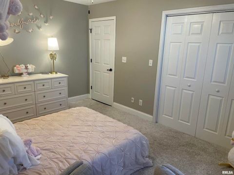 Tiny photo for 1204 BARBARA Lane, Marion, IL 62959 (MLS # QC4269276)