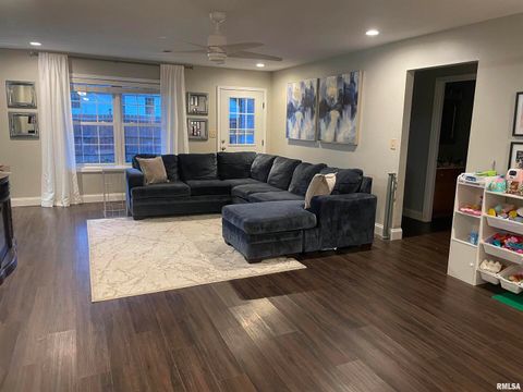 Tiny photo for 1204 BARBARA Lane, Marion, IL 62959 (MLS # QC4269276)