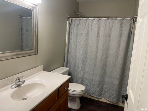 Tiny photo for 1204 BARBARA Lane, Marion, IL 62959 (MLS # QC4269276)