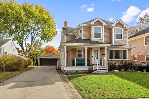 111 N Kenilworth Avenue Mount Prospect IL 60056