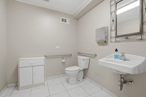 Tiny photo for 10550 W Cermak Road, Westchester, IL 60154 (MLS # 12632302)