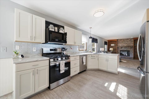 Tiny photo for 904 Campbell Court, Batavia, IL 60510 (MLS # 12753997)