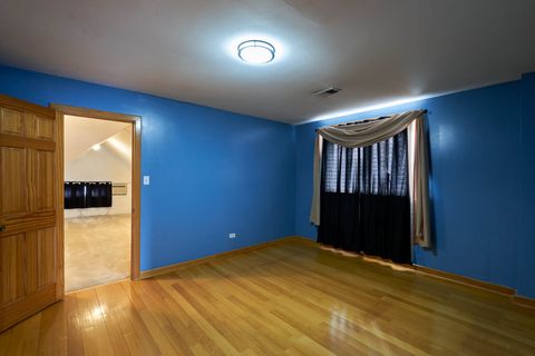 Tiny photo for 6430 N maplewood Street, Chicago, IL 60645 (MLS # 12576146)