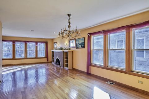 Tiny photo for 6430 N maplewood Street, Chicago, IL 60645 (MLS # 12576146)