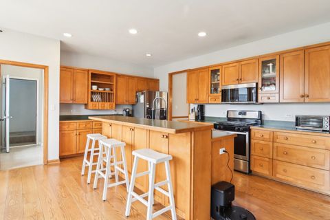 Tiny photo for 24725 Hanover Court, Plainfield, IL 60585 (MLS # 12438327)