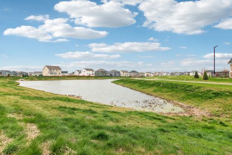 Tiny photo for 24725 Hanover Court, Plainfield, IL 60585 (MLS # 12438327)