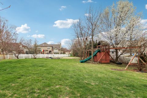 Tiny photo for 24725 Hanover Court, Plainfield, IL 60585 (MLS # 12438327)